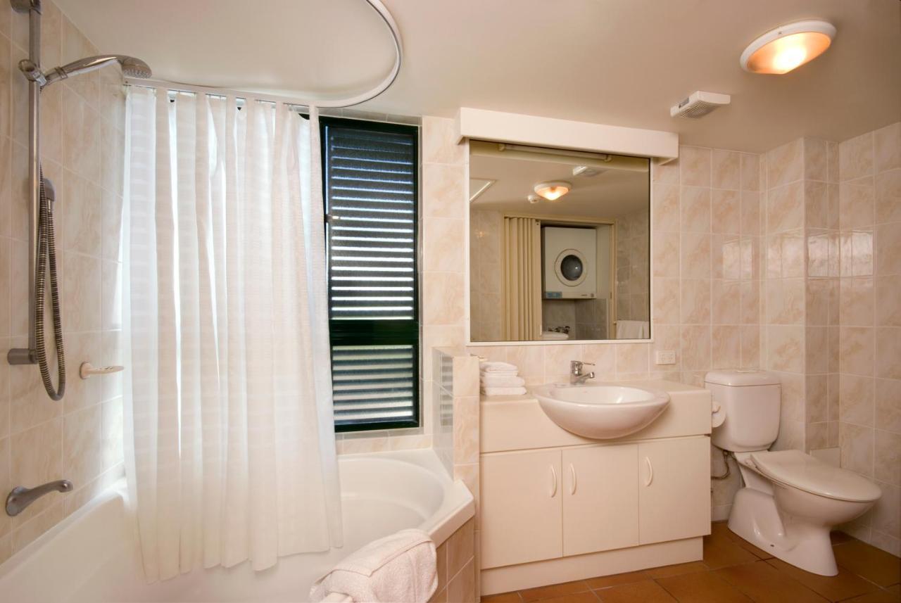 Tropic Towers Apartments Cairns Bagian luar foto