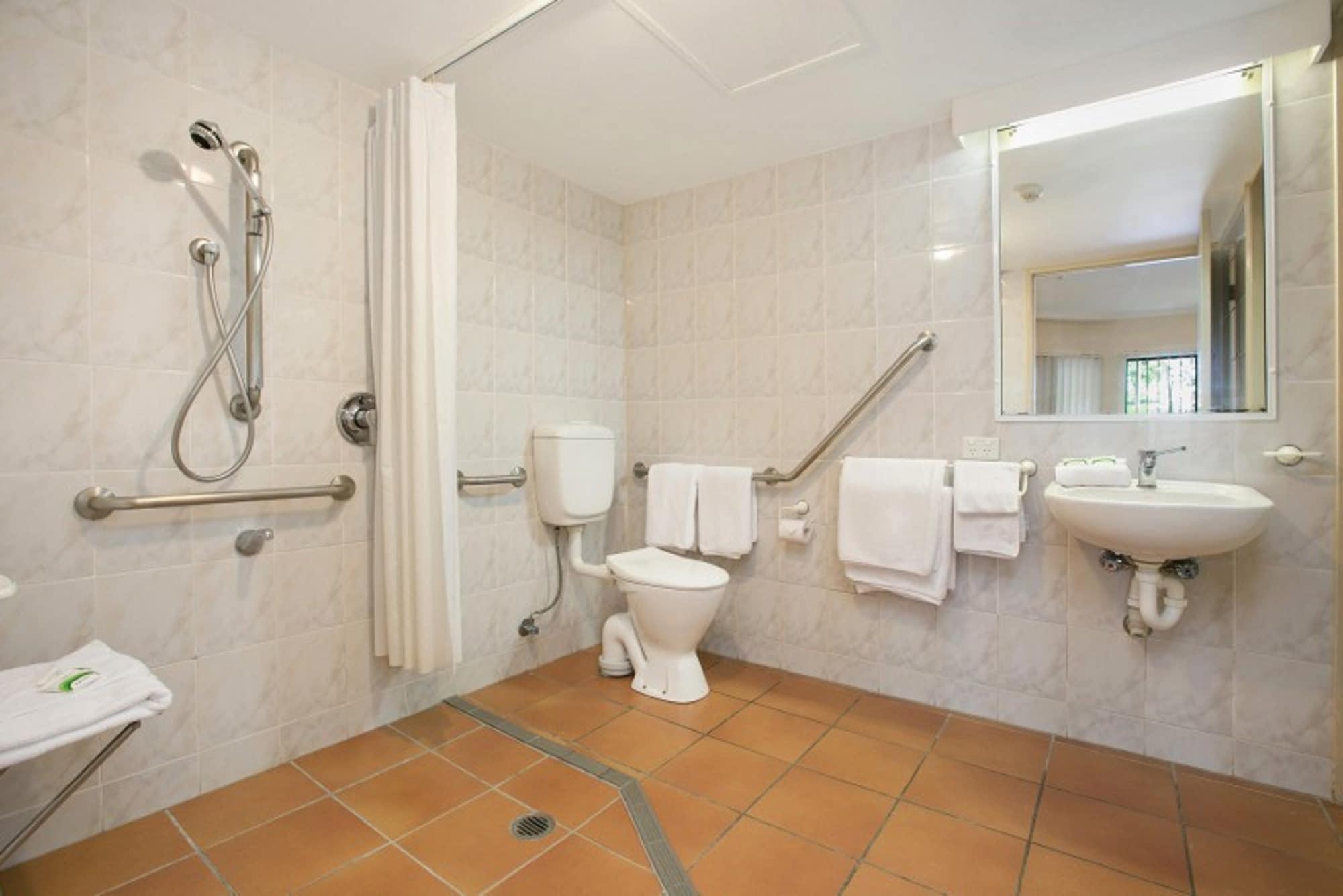 Tropic Towers Apartments Cairns Bagian luar foto