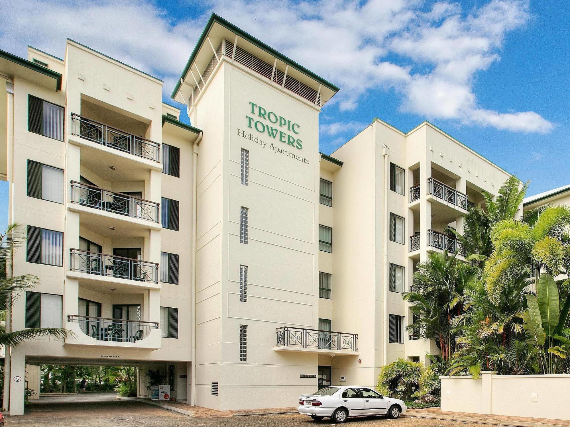 Tropic Towers Apartments Cairns Bagian luar foto